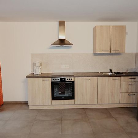 Ferienwohnung/Arbeiterwohnung Kampenwand Рордорф Екстериор снимка