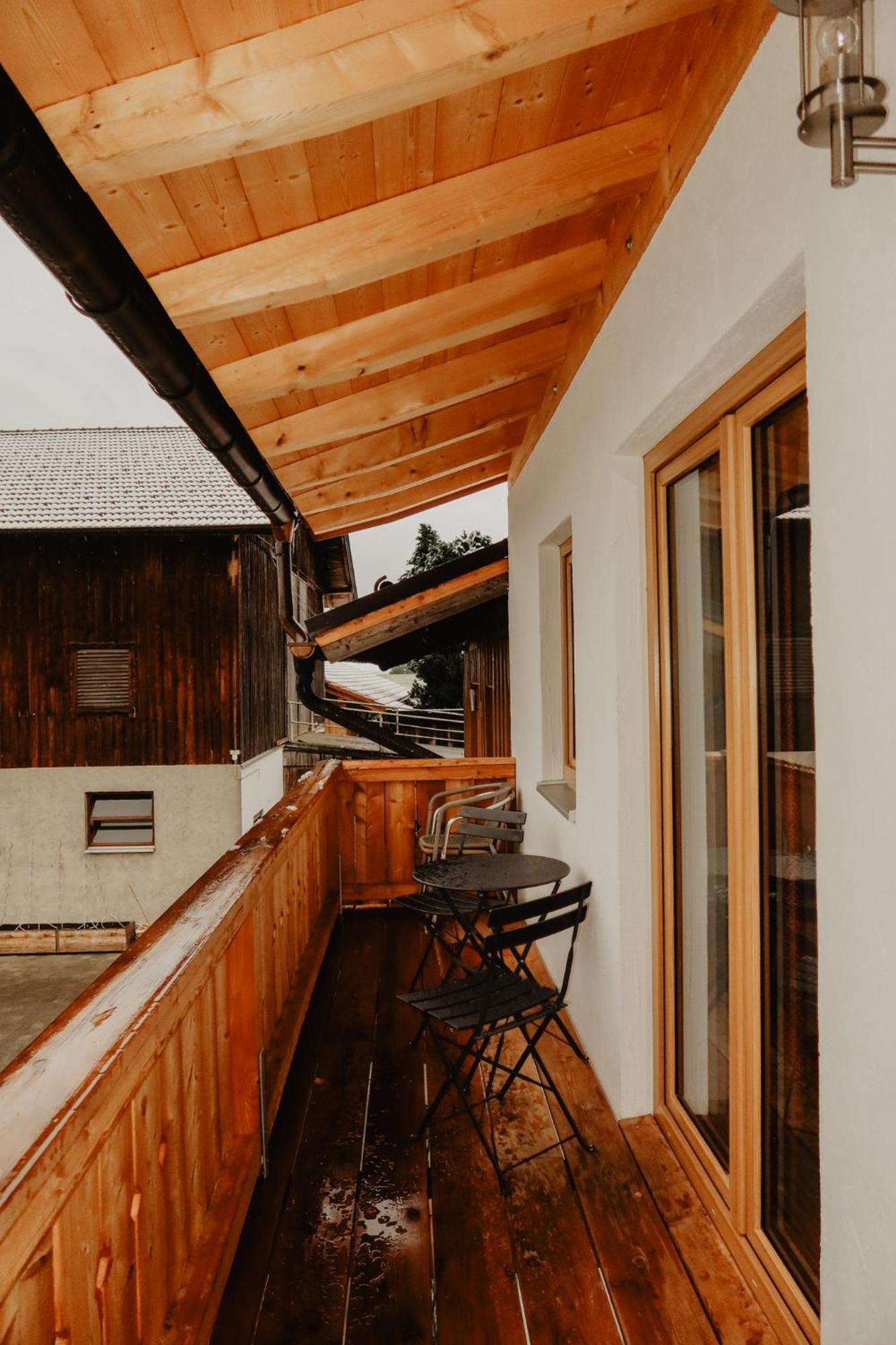 Ferienwohnung/Arbeiterwohnung Kampenwand Рордорф Екстериор снимка